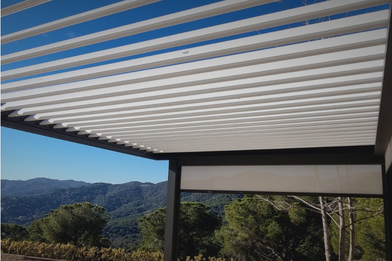 Pérgola Bioclimática de Aluminio 6x3 y 3x6