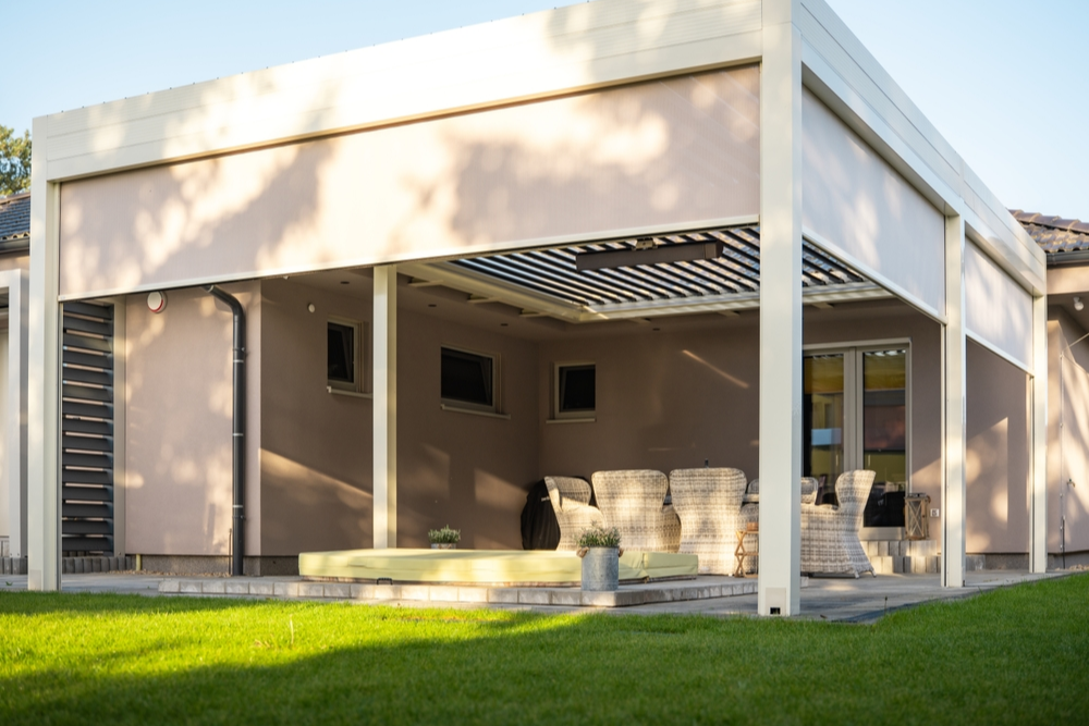 el tamaño de una pergola