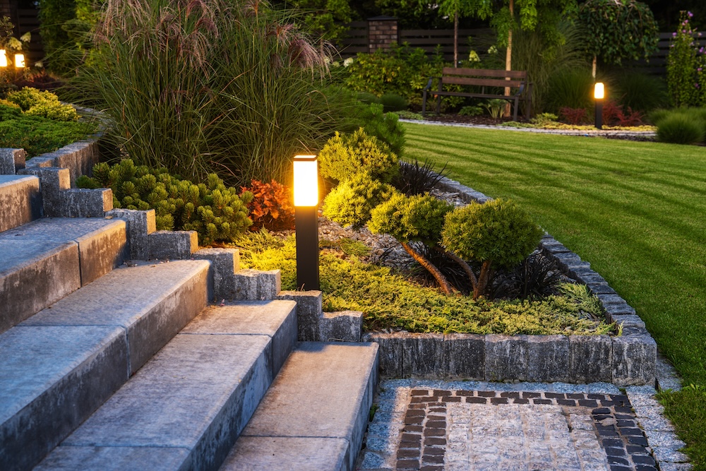 decorar jardin acogedor