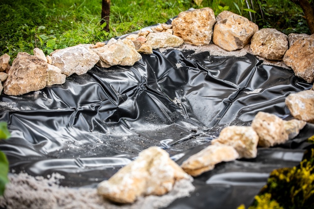 Las claves para hacer un estanque de peces en en el jardín